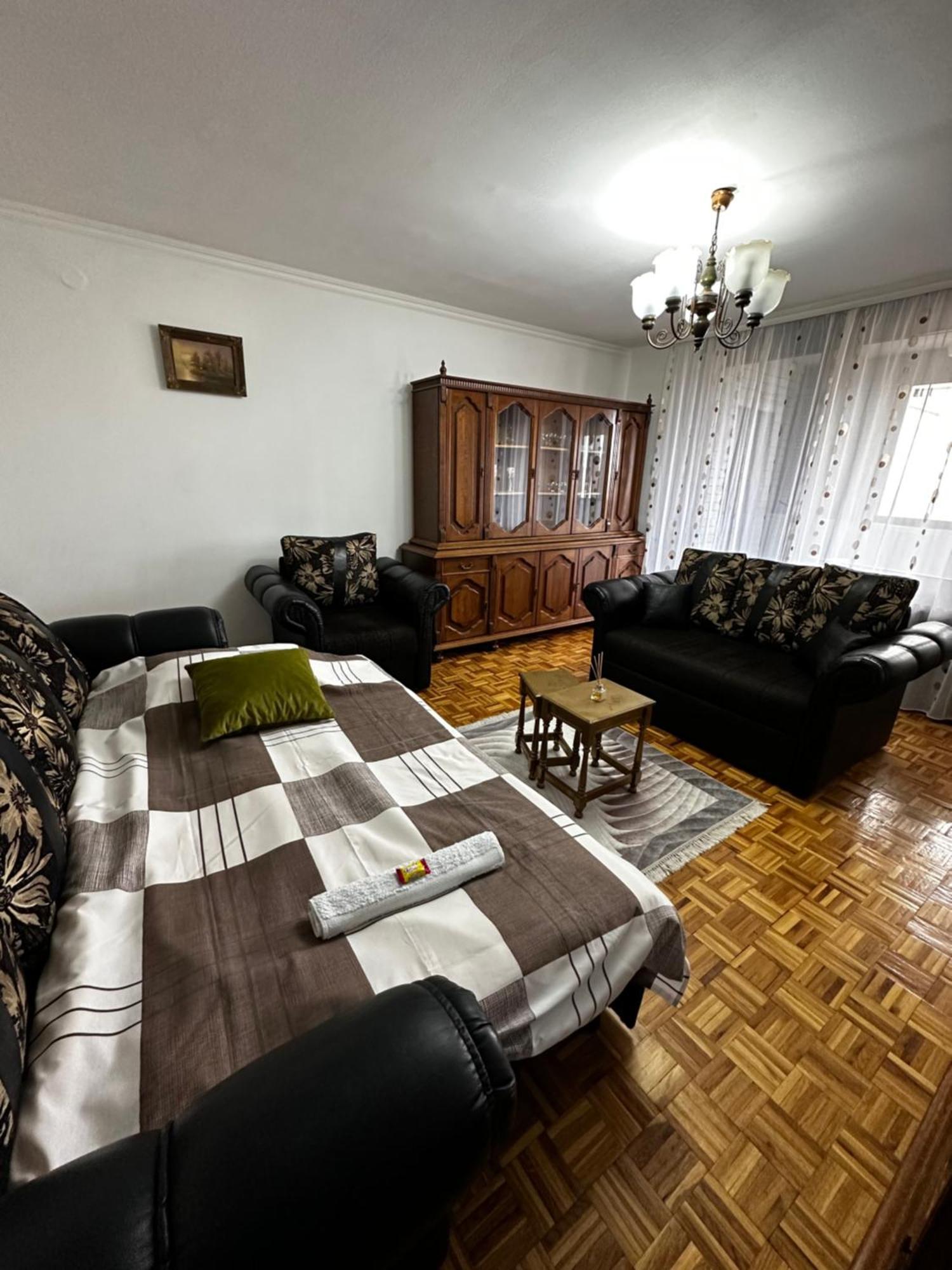Tamaris Apartment Subotica Buitenkant foto