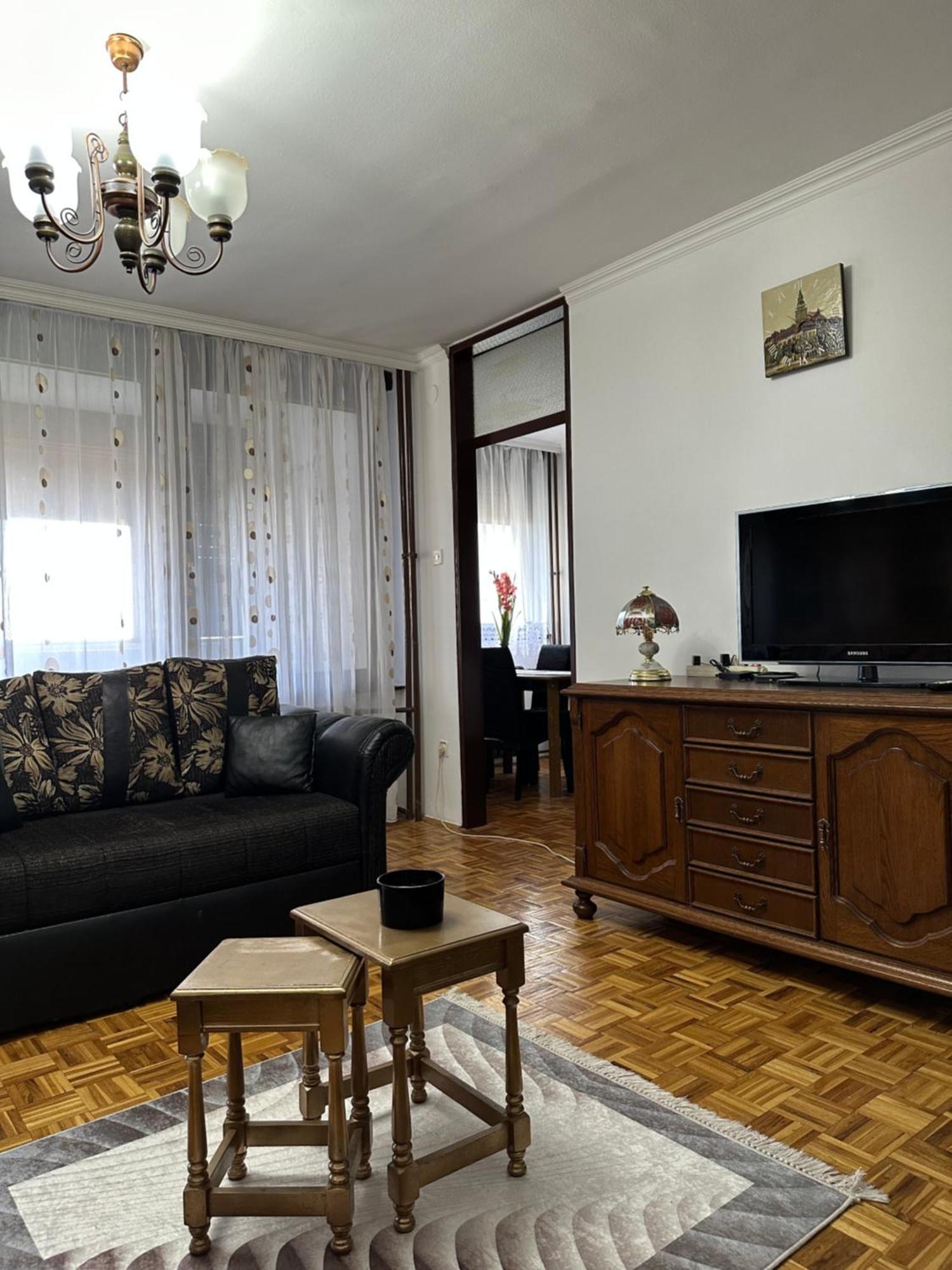 Tamaris Apartment Subotica Buitenkant foto